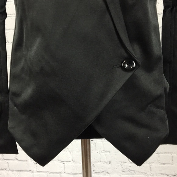 Shape FX Black Tuxedo Cut Form Fitting Blazer NWT - Picture 2 of 8